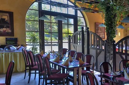 Elzet Hotel